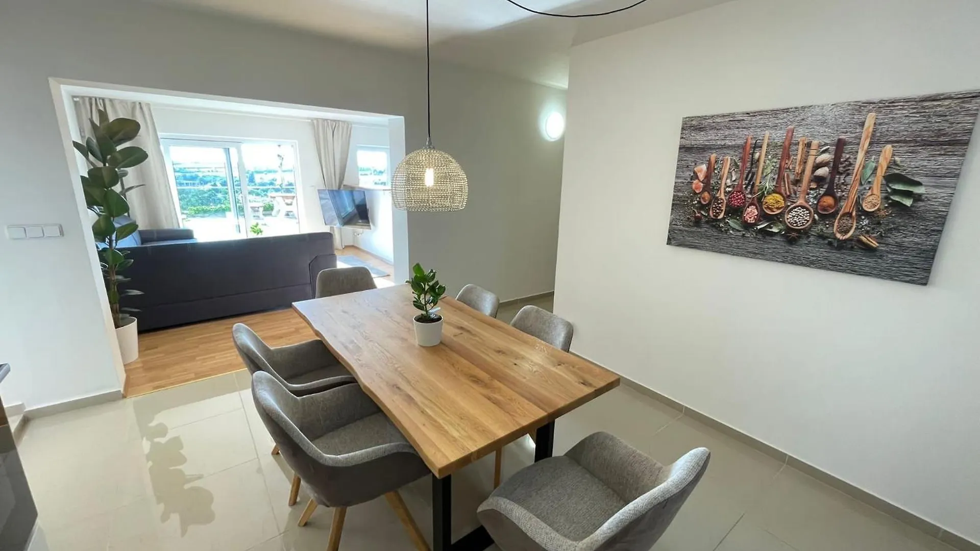 Airport Luxury Apartment & Spa Prag