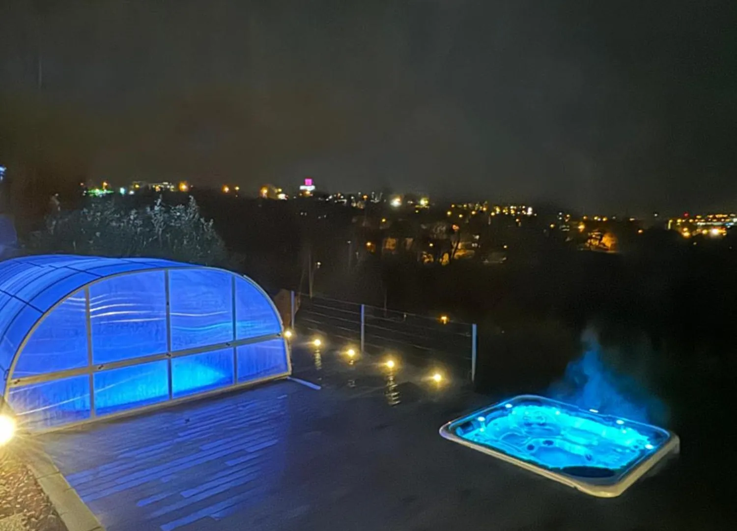 Airport Luxury Apartment & Spa Prague
