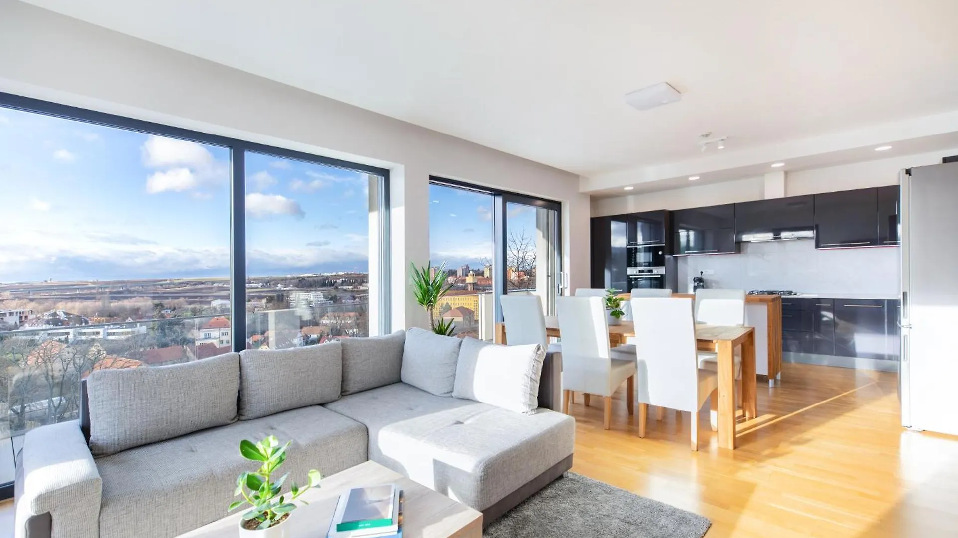 Airport Luxury Apartment & Spa Prag
