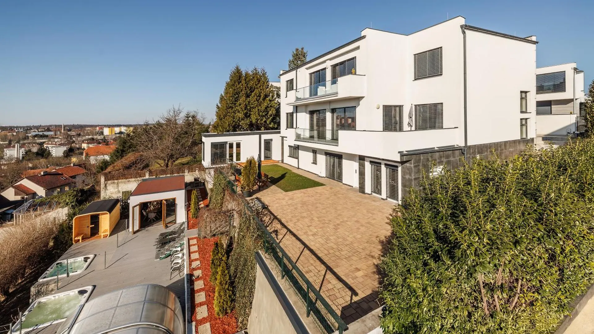 Airport Luxury Apartment & Spa Prag