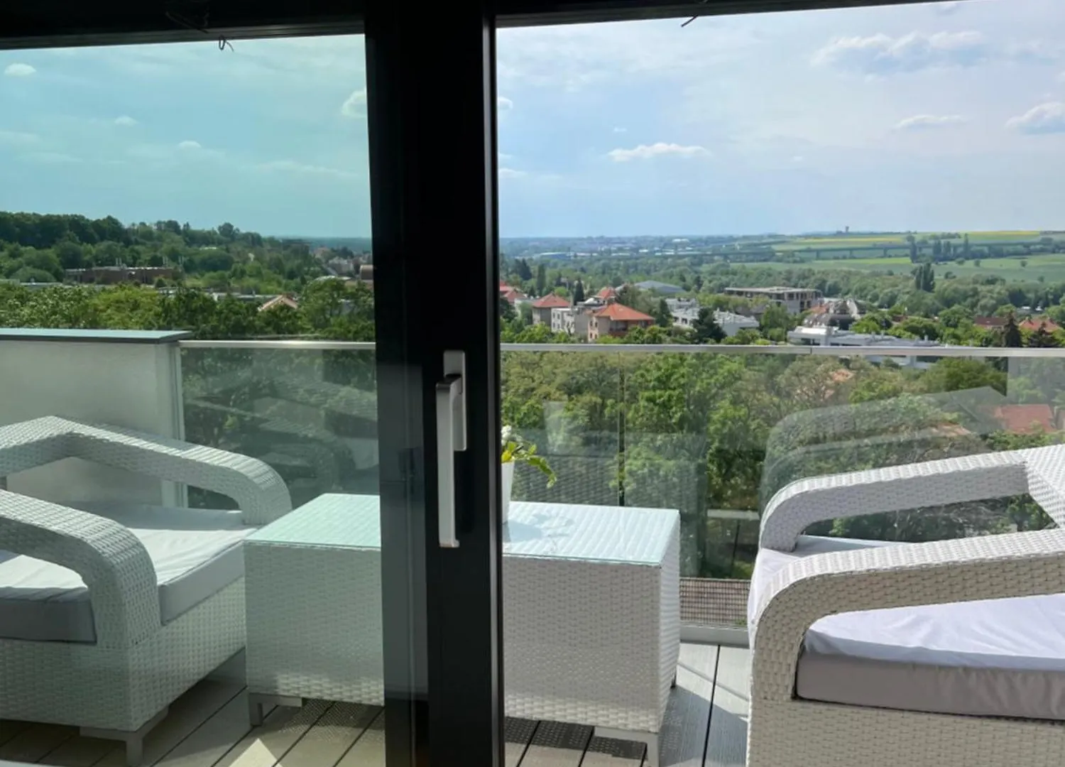 Airport Luxury Apartment & Spa Praha 0*,