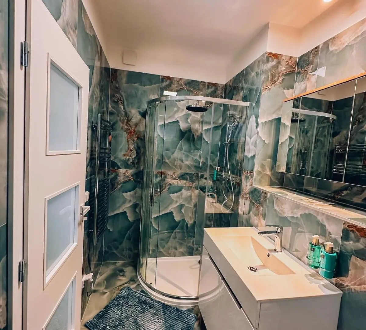 Airport Luxury Apartment & Spa Praha 0*,