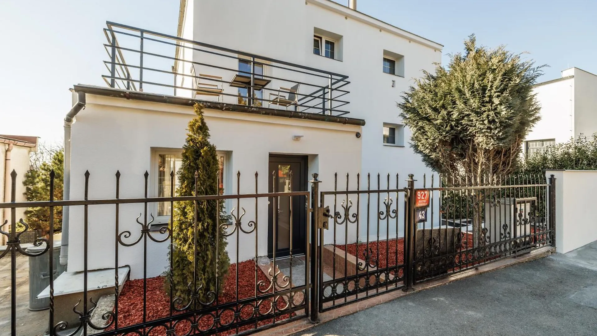 Airport Luxury Apartment & Spa Praha