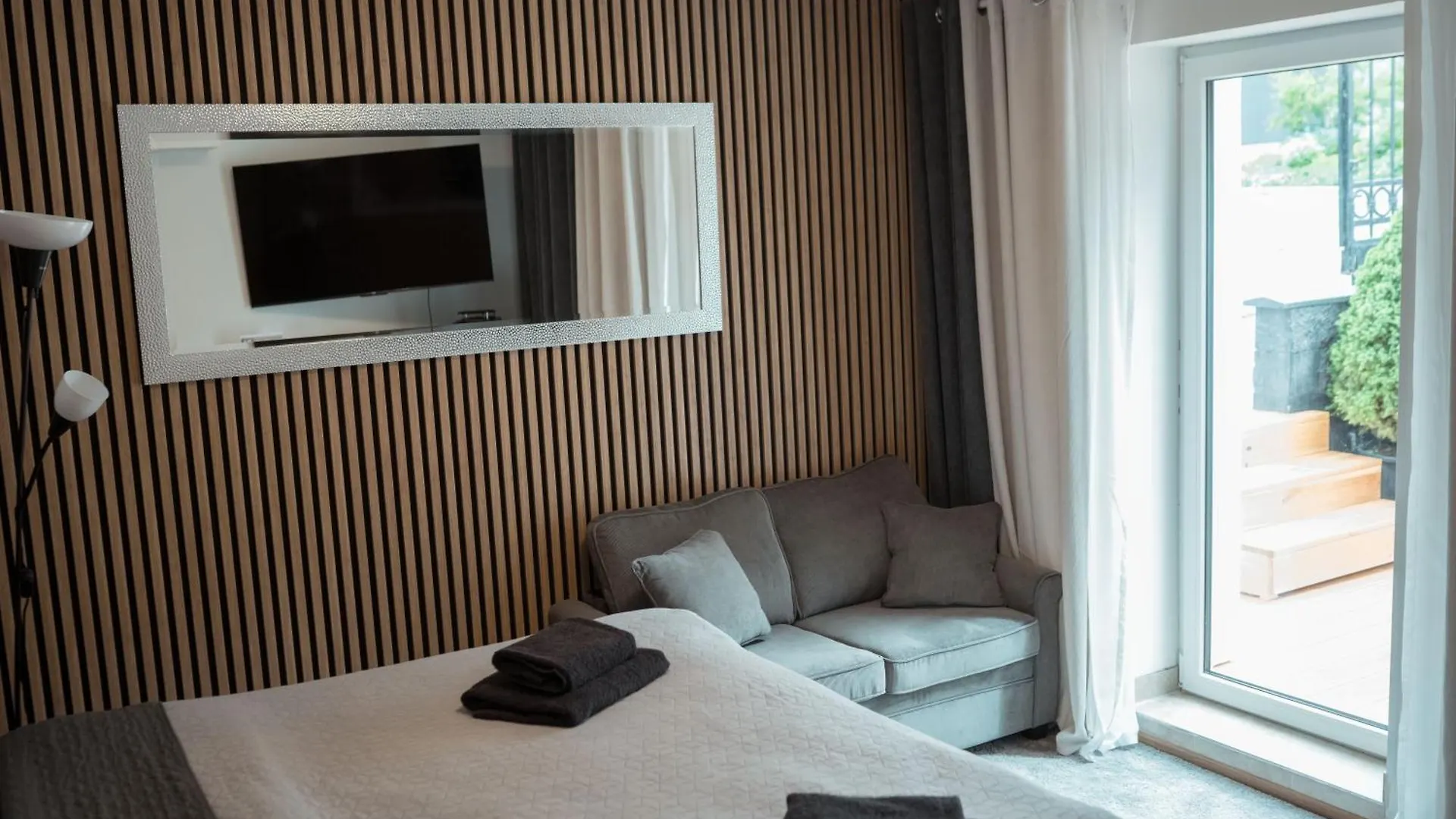 Airport Luxury Apartment & Spa Praha