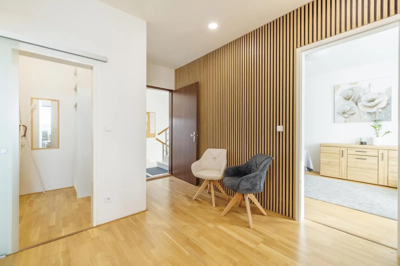 Airport Luxury Apartment & Spa Prague